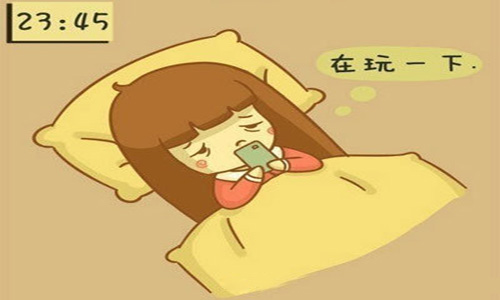 深夜手機黨，當心視力健康，建議貼好色丝瓜先生